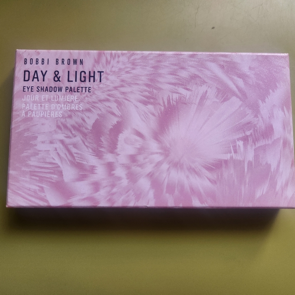 Brand new Conditioned Bobbi Brown Eyeshadow palette